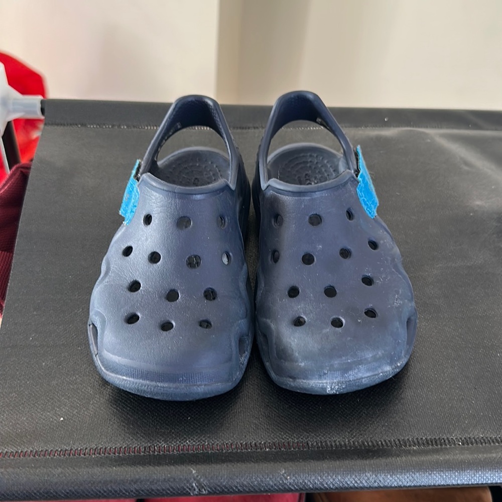 Cute boys symmer crocs😊